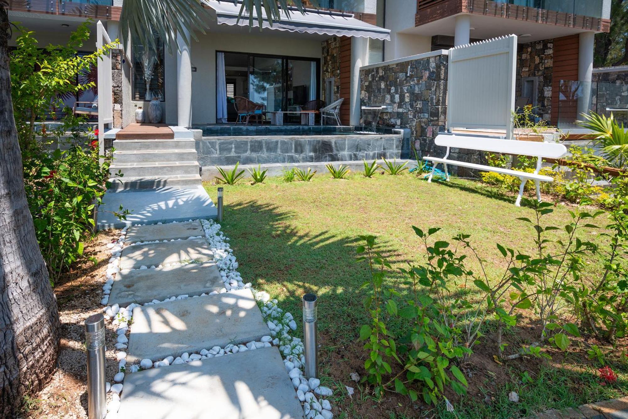 Luxury Beachfront Duplex, Coin De Mire View / 3Bed Apartment Cap Malheureux Exterior photo